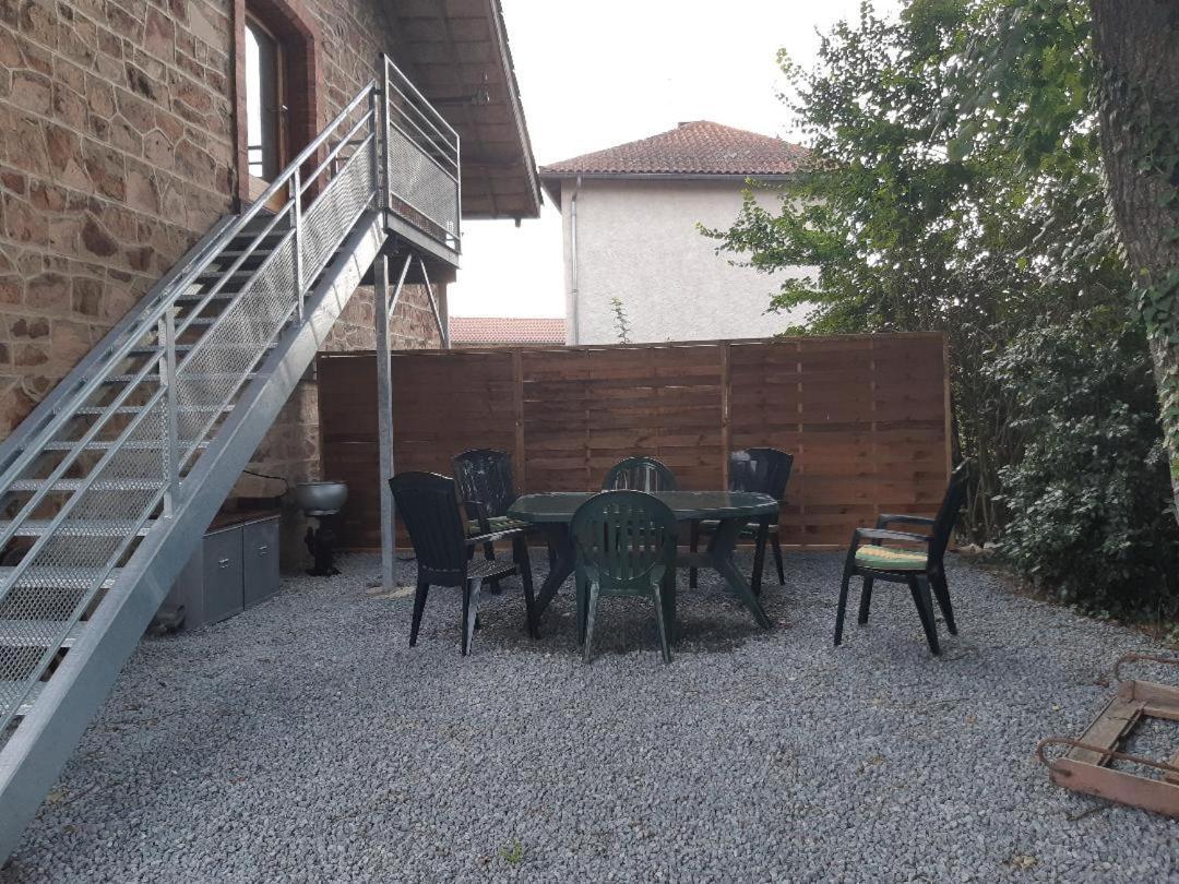 Chambre D Hote La Grange Pommiers-en-Forez Kültér fotó